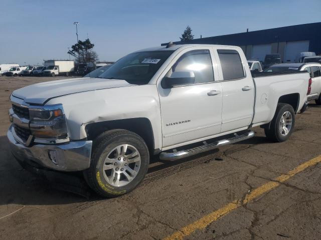 Lot #2524332069 2018 CHEVROLET 1500 SILVE salvage car