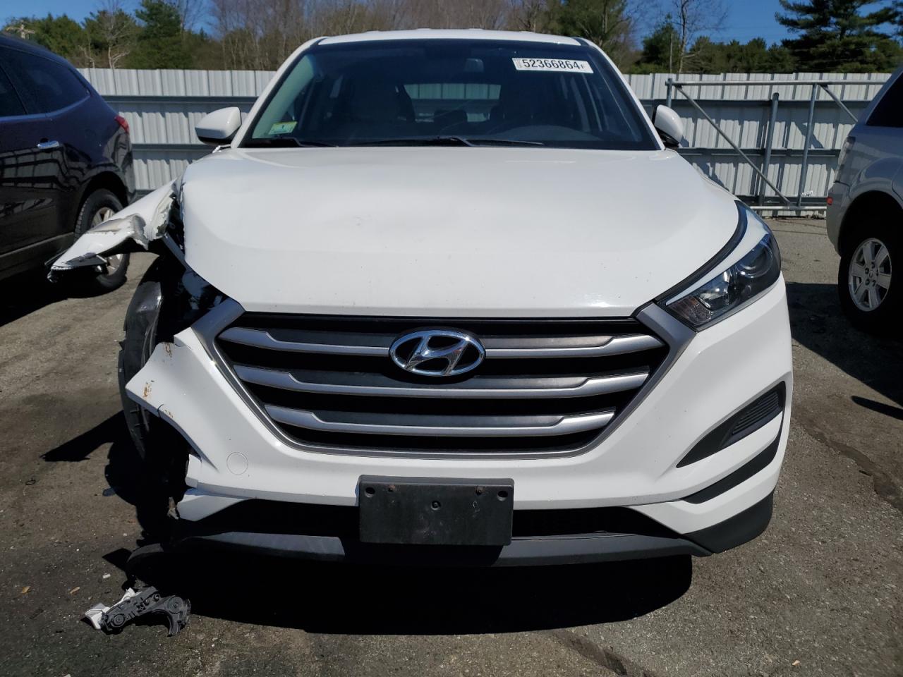 KM8J2CA4XJU747547 2018 Hyundai Tucson Se