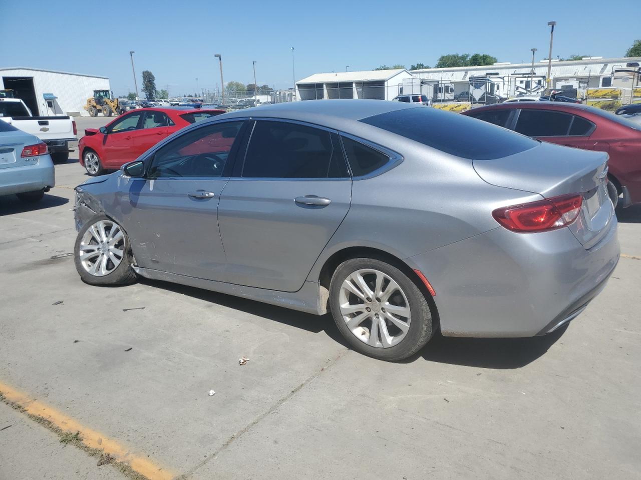 2015 Chrysler 200 Limited vin: 1C3CCCAG7FN739450