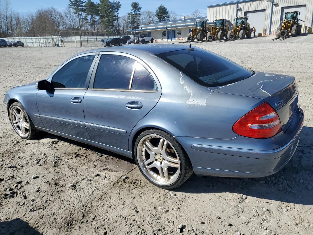 WDBUF65J25A705760 2005 Mercedes-Benz E 320