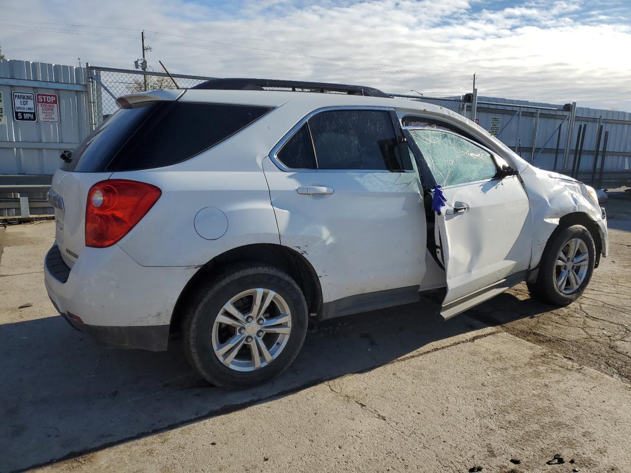 2GNALBEK2F6405818 2015 Chevrolet Equinox Lt