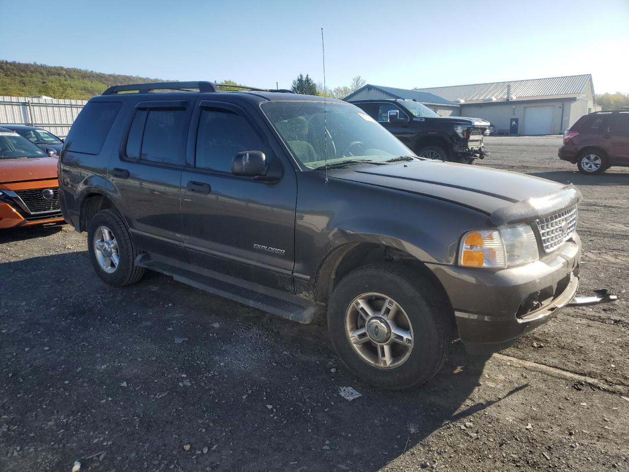 1FMZU73K05UA06717 2005 Ford Explorer Xlt