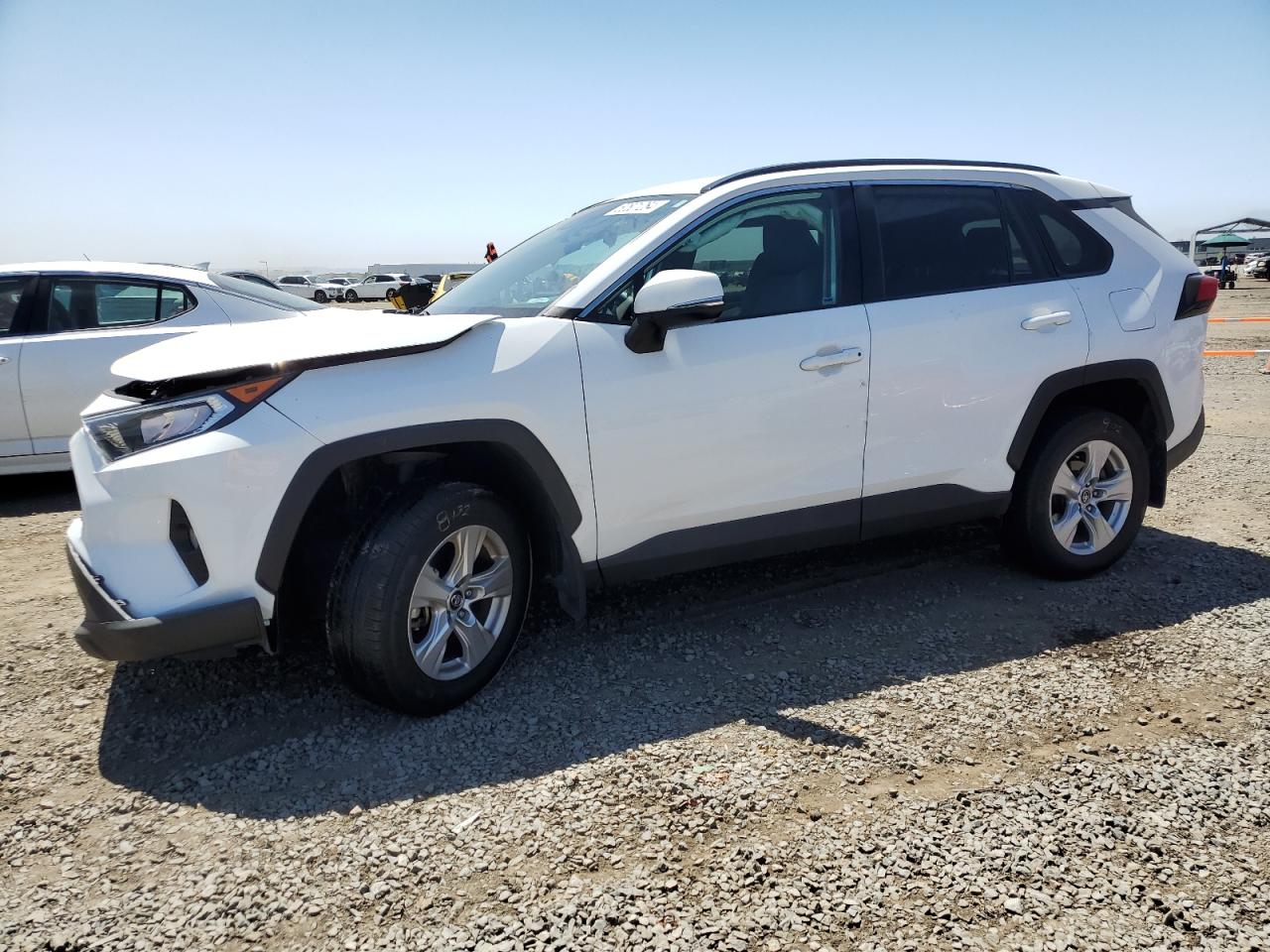 2021 Toyota Rav4 Xle vin: 2T3W1RFVXMC096592