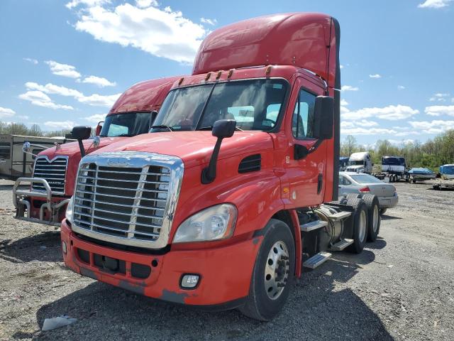 Lot #2491666725 2016 FREIGHTLINER CASCADIA 1 salvage car