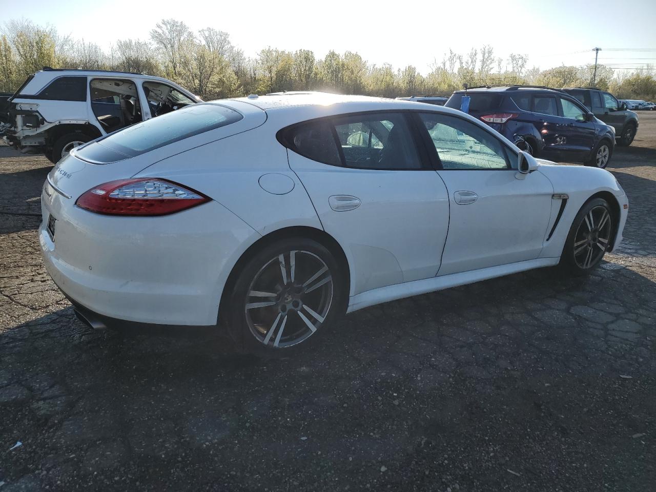 WP0AA2A75CL014598 2012 Porsche Panamera 2