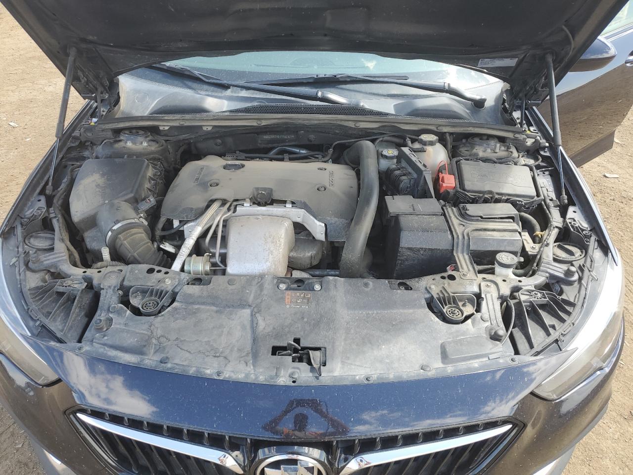 W04GV8SX0J1132321 2018 Buick Regal Tourx Essence