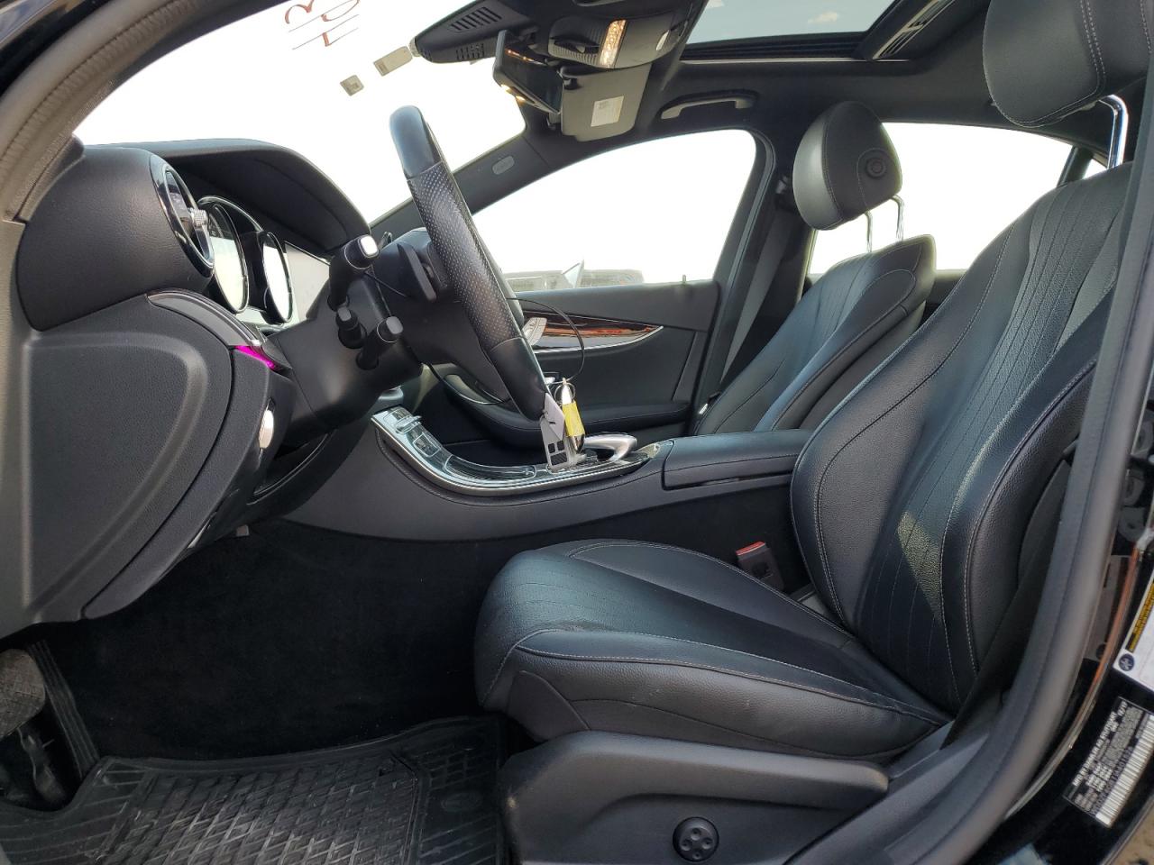 WDDZF6GB1JA401526 2018 Mercedes-Benz E 400 4Matic