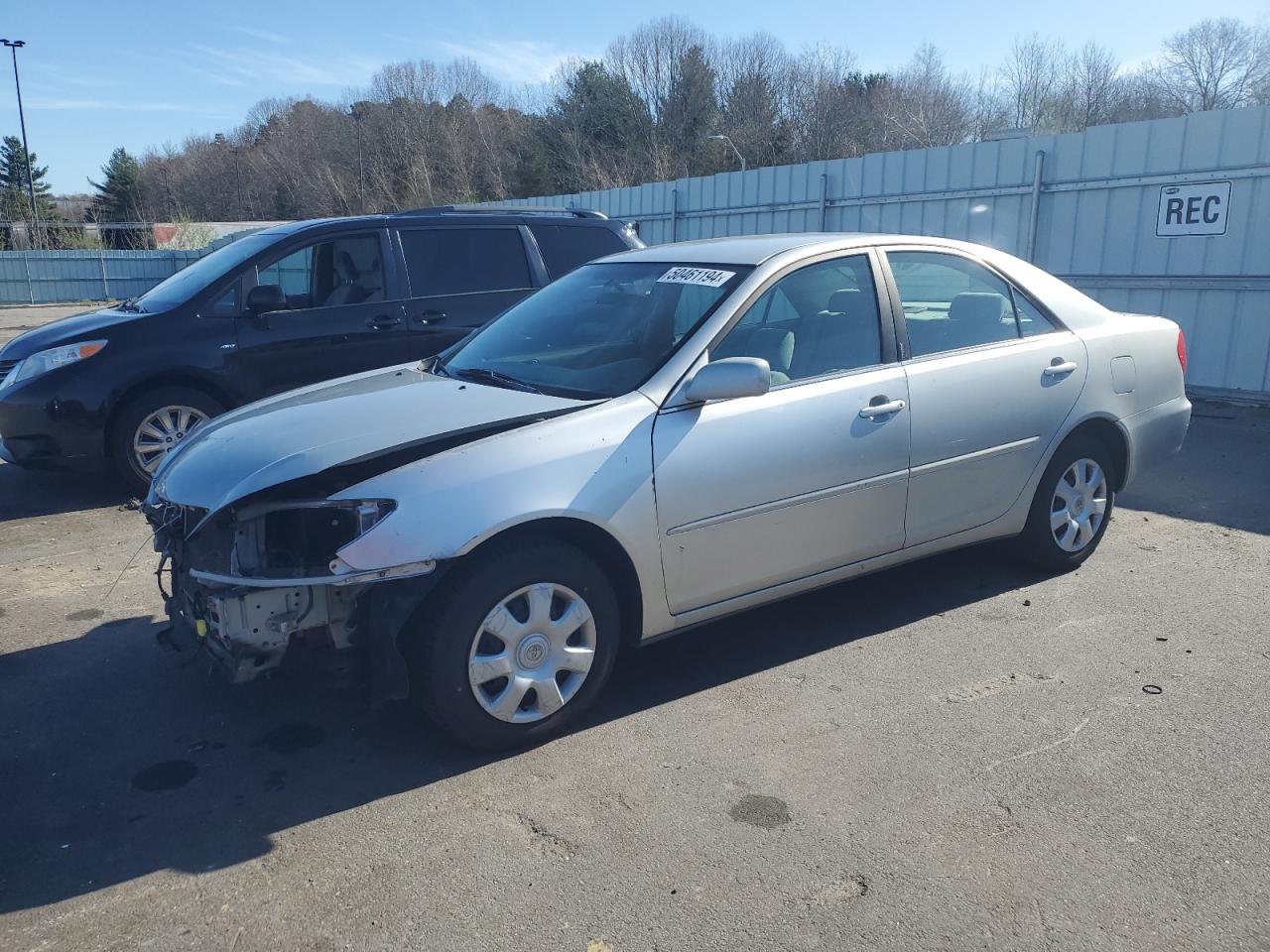 4T1BE32K44U288562 2004 Toyota Camry Le