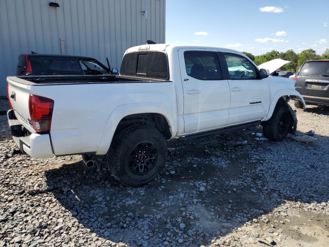 2022 Toyota Tacoma Double Cab vin: 3TMAZ5CN3NM188256