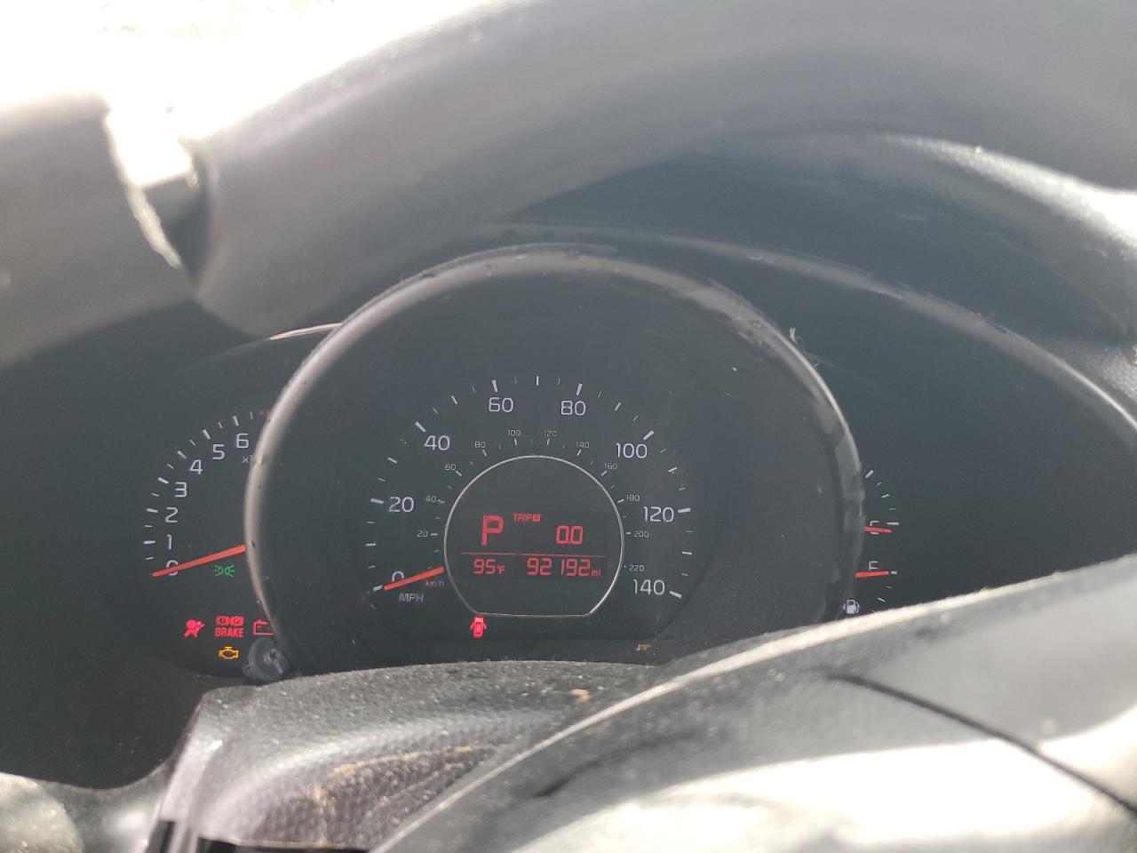 KNDJP3A56K7633396 2019 Kia Soul +