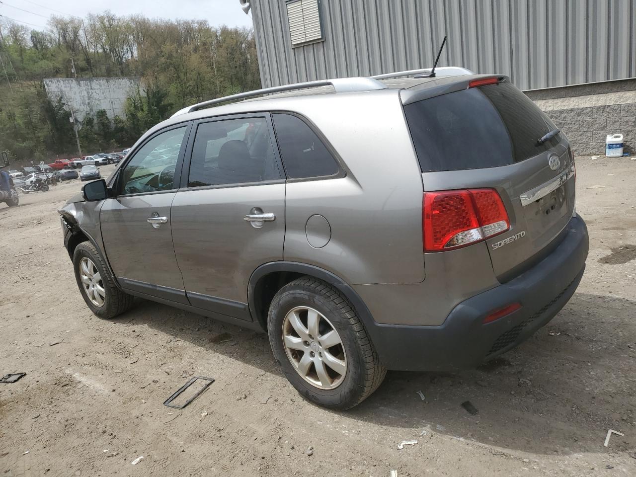 5XYKT3A18BG102717 2011 Kia Sorento Base