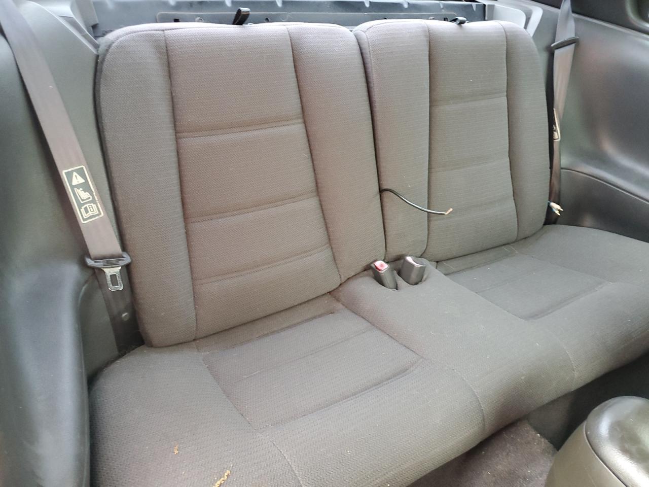 1FAFP404XYF273266 2000 Ford Mustang