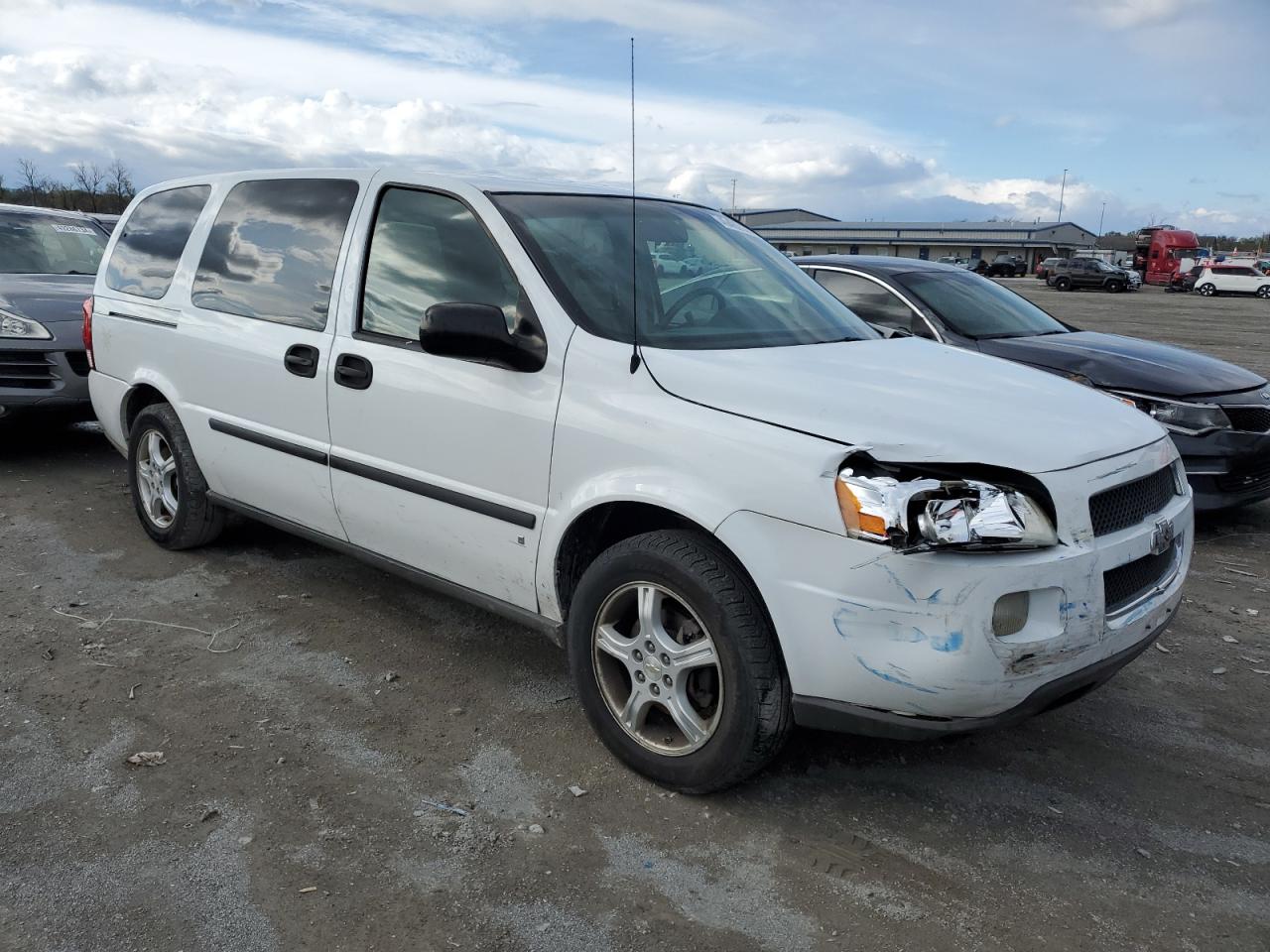 1GNDV23148D132774 2008 Chevrolet Uplander Ls
