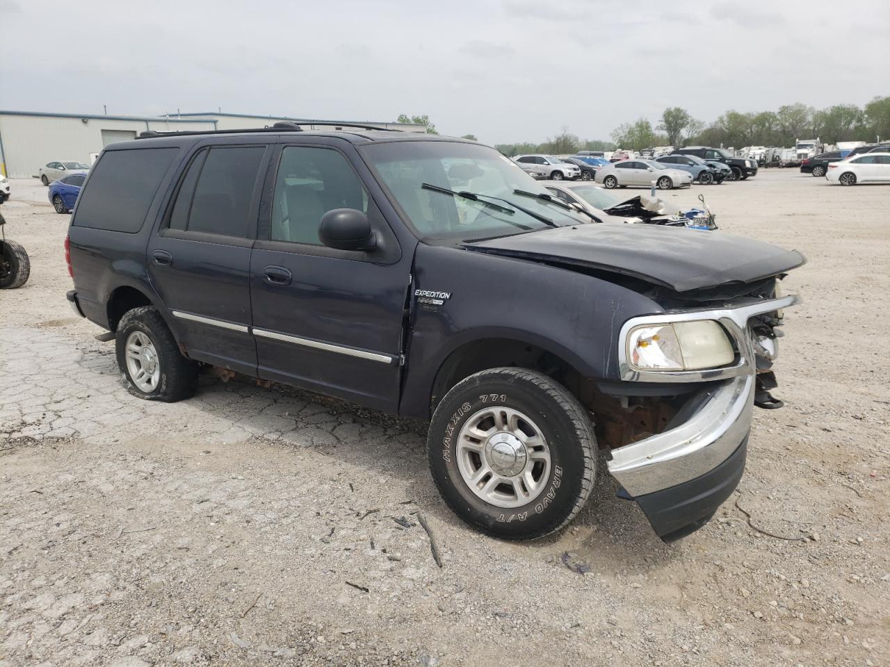 1FMRU1669YLC24158 2000 Ford Expedition Xlt