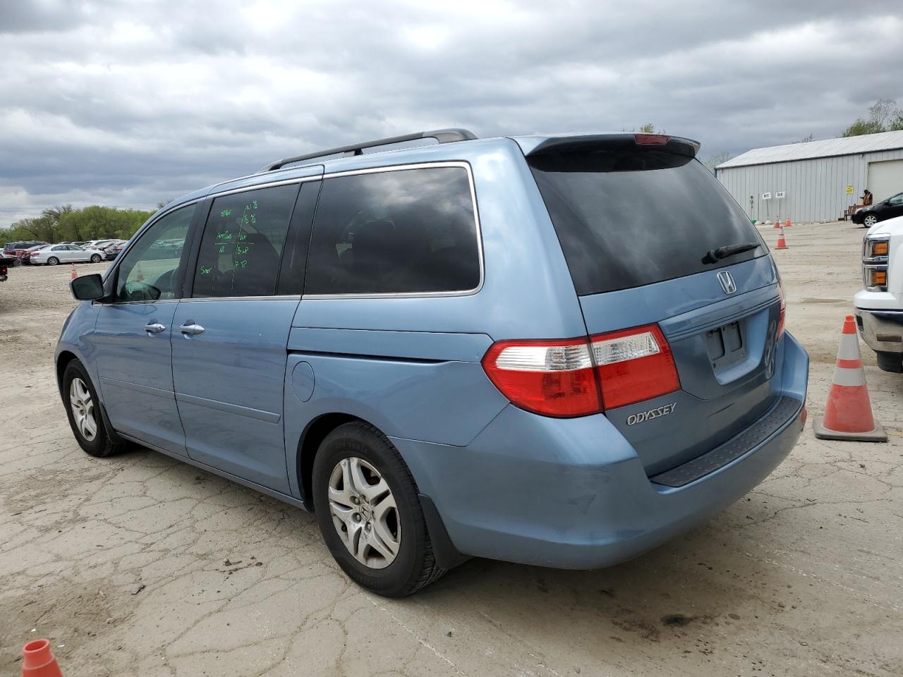 5FNRL38677B108135 2007 Honda Odyssey Exl