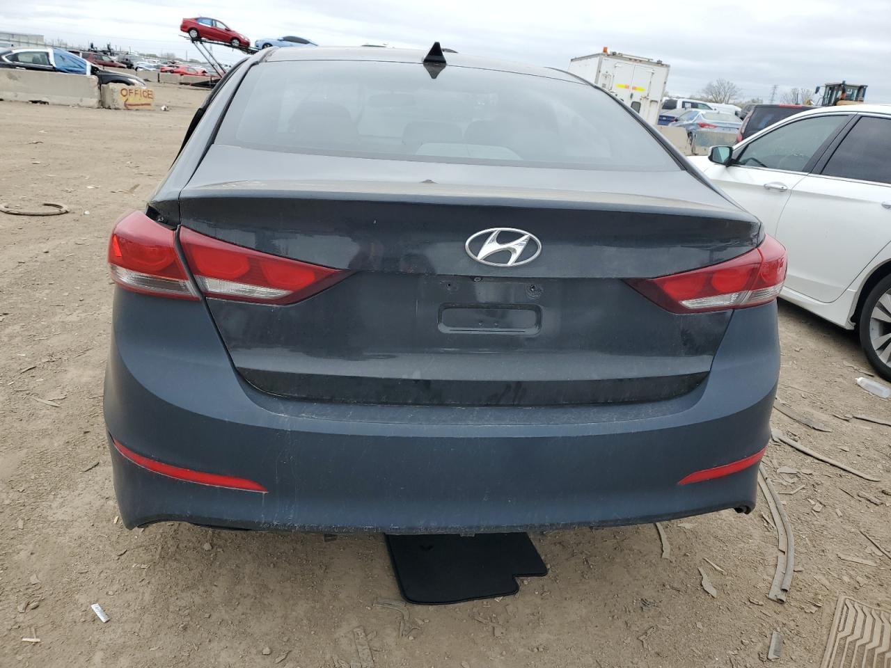 2018 Hyundai Elantra Sel vin: 5NPD84LF8JH239639