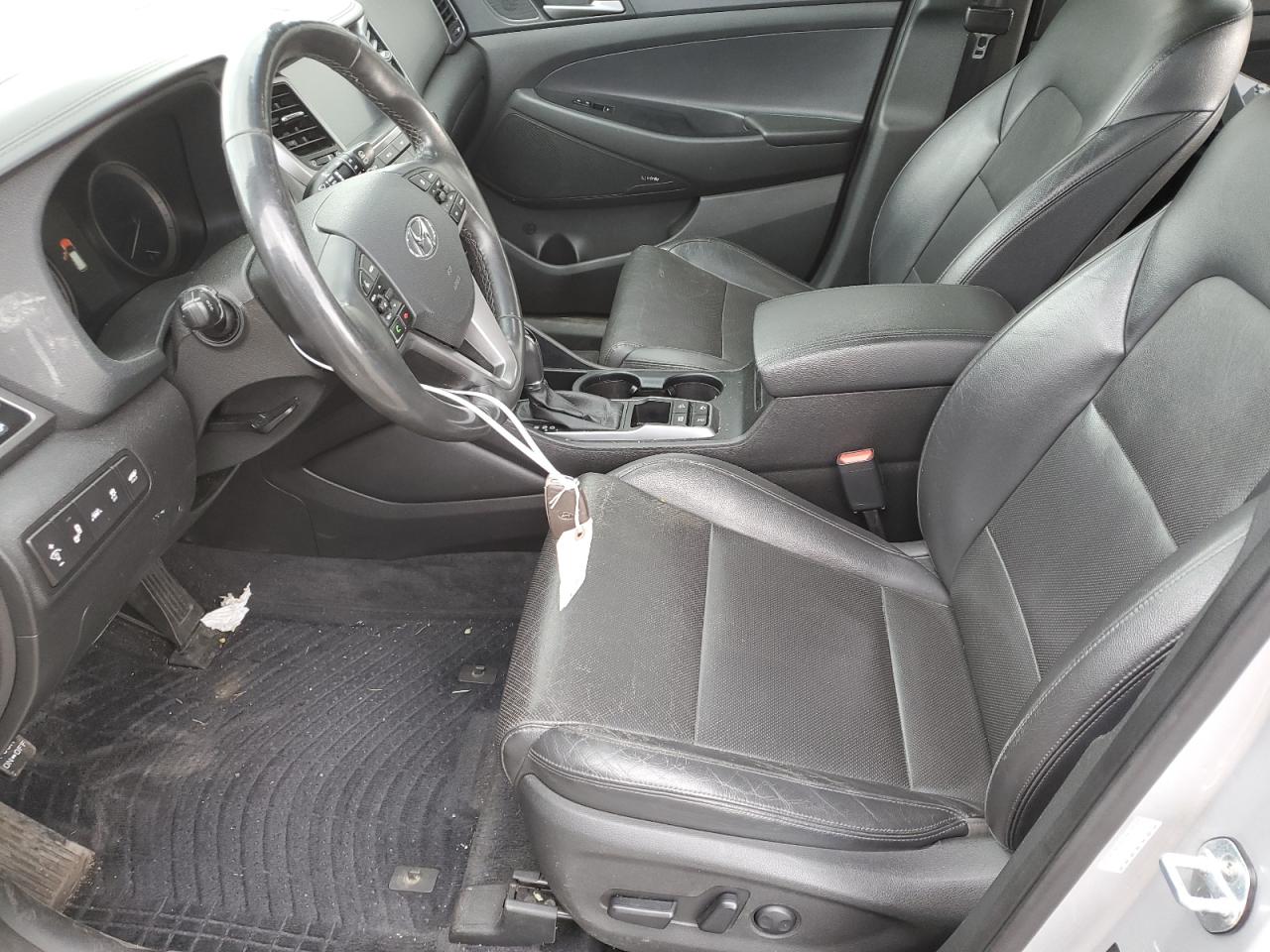 KM8J3CA22JU639905 2018 Hyundai Tucson Value