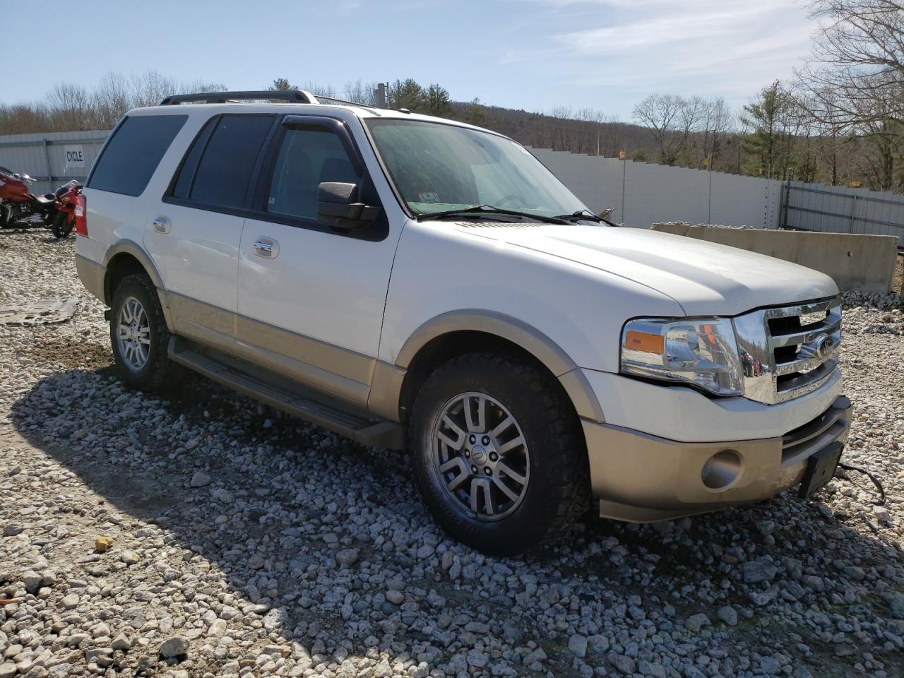 1FMJU1J50BEF25327 2011 Ford Expedition Xlt