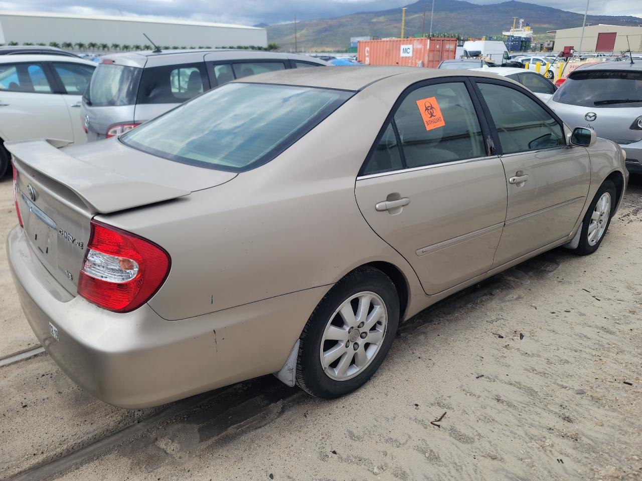 JTDBF32K940152386 2004 Toyota Camry Le