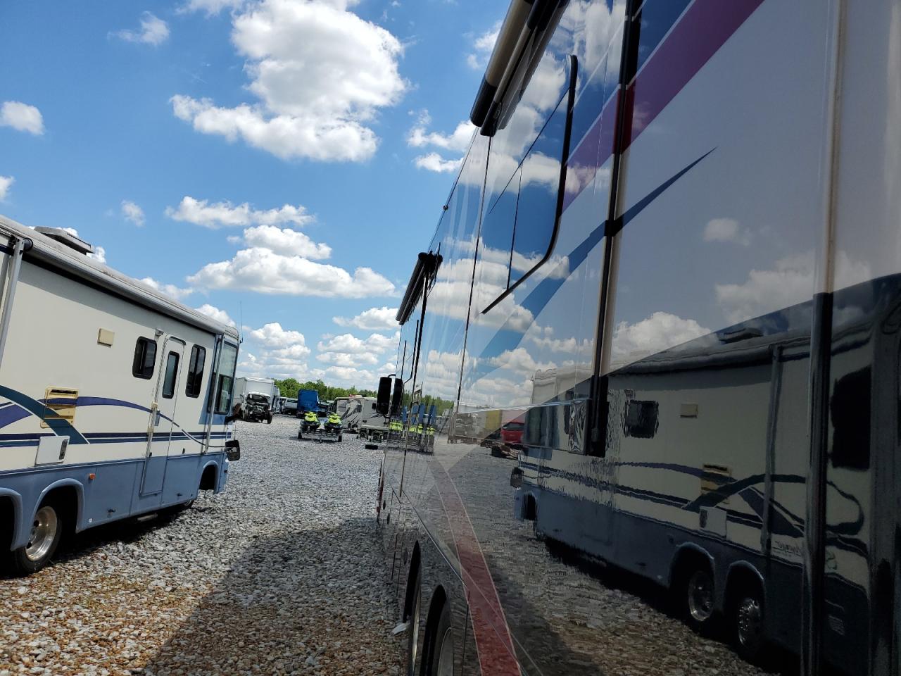 4V5NC9EJ79N279689 2012 Volvo Vn Vnl