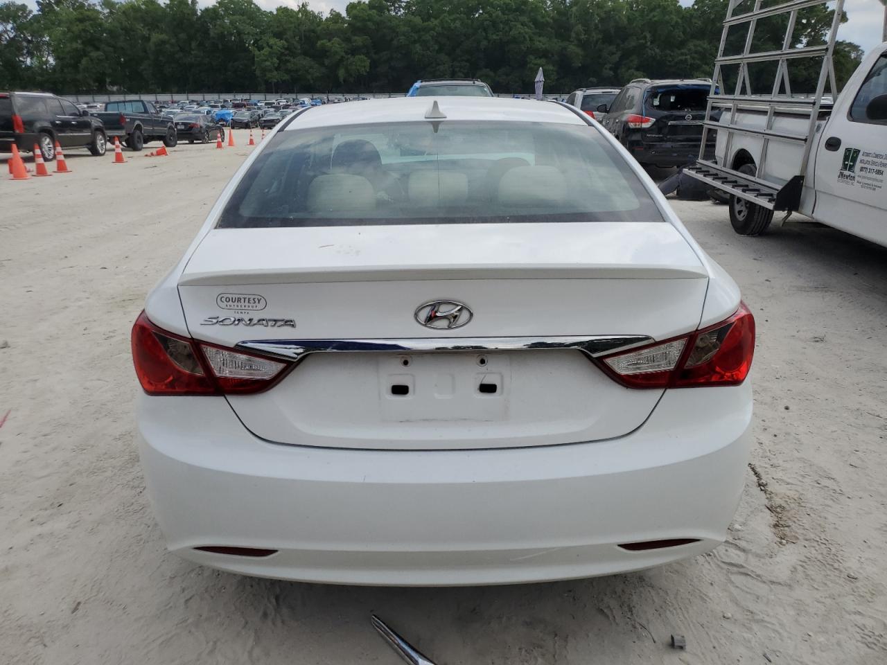 5NPEB4AC5DH687758 2013 Hyundai Sonata Gls