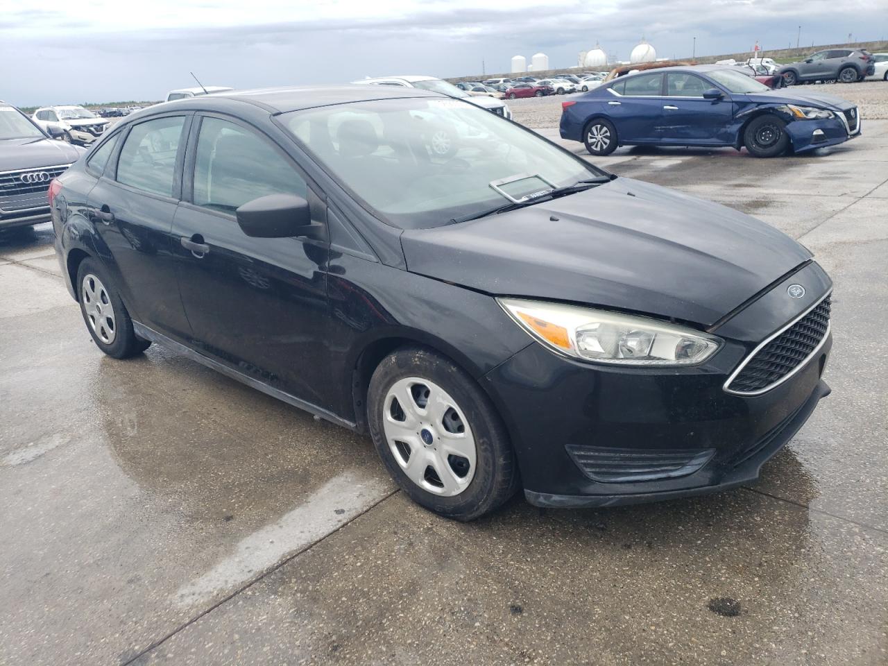 2017 Ford Focus S vin: 1FADP3E28HL276676