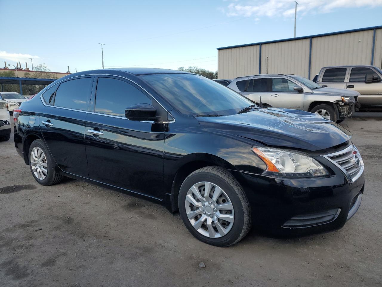 2015 Nissan Sentra S vin: 3N1AB7AP7FY285283