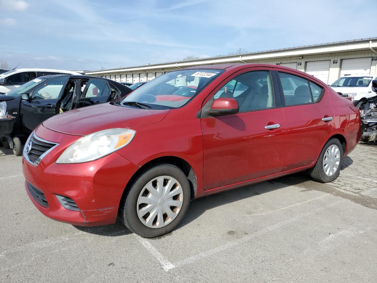 NISSAN VERSA S