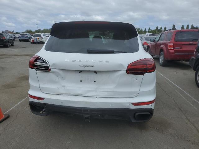 VIN WP1AA2A29HKA85075 2017 Porsche Cayenne no.6