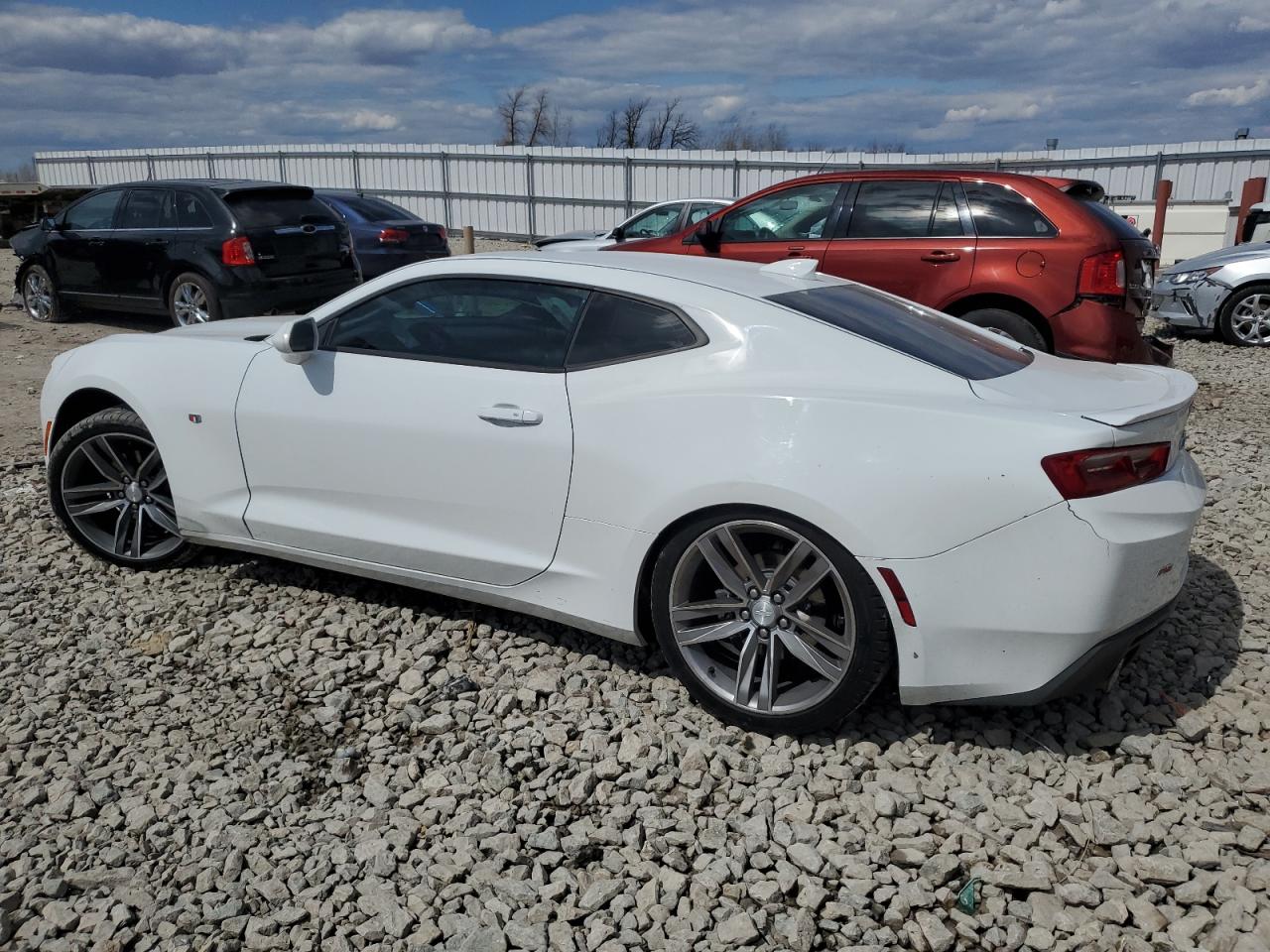 1G1FB1RS6J0169321 2018 Chevrolet Camaro Lt