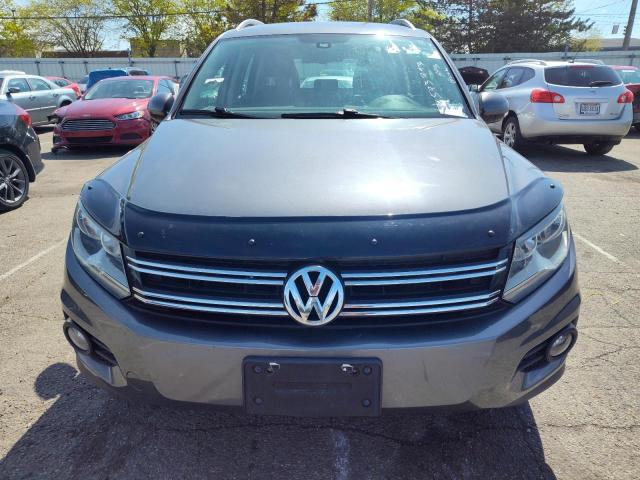 WVGBV7AX9GW593293 | 2016 Volkswagen tiguan s