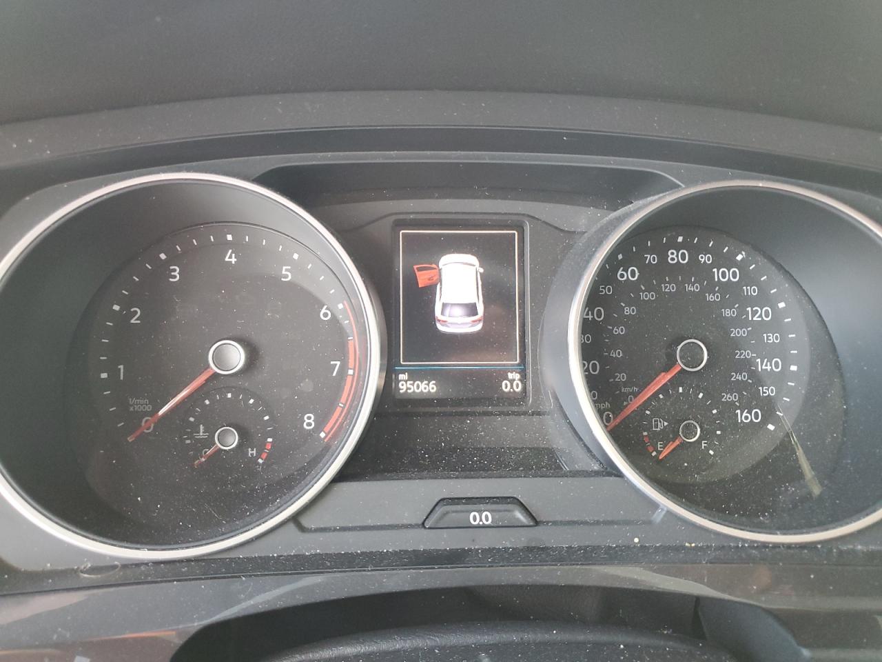 3VV1B7AX6LM053467 2020 Volkswagen Tiguan S