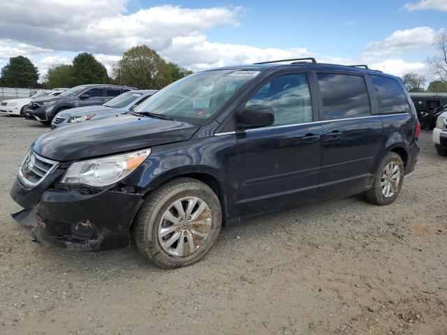 Lot #2505742759 2013 VOLKSWAGEN ROUTAN SE salvage car