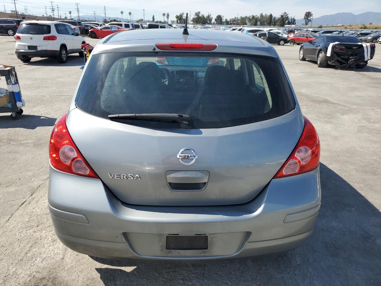 3N1BC1CP7BL371230 2011 Nissan Versa S