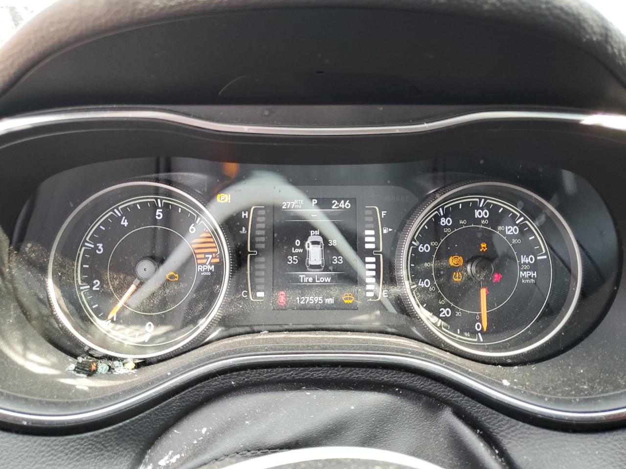 1C4PJLLBXKD332825 2019 Jeep Cherokee Latitude Plus