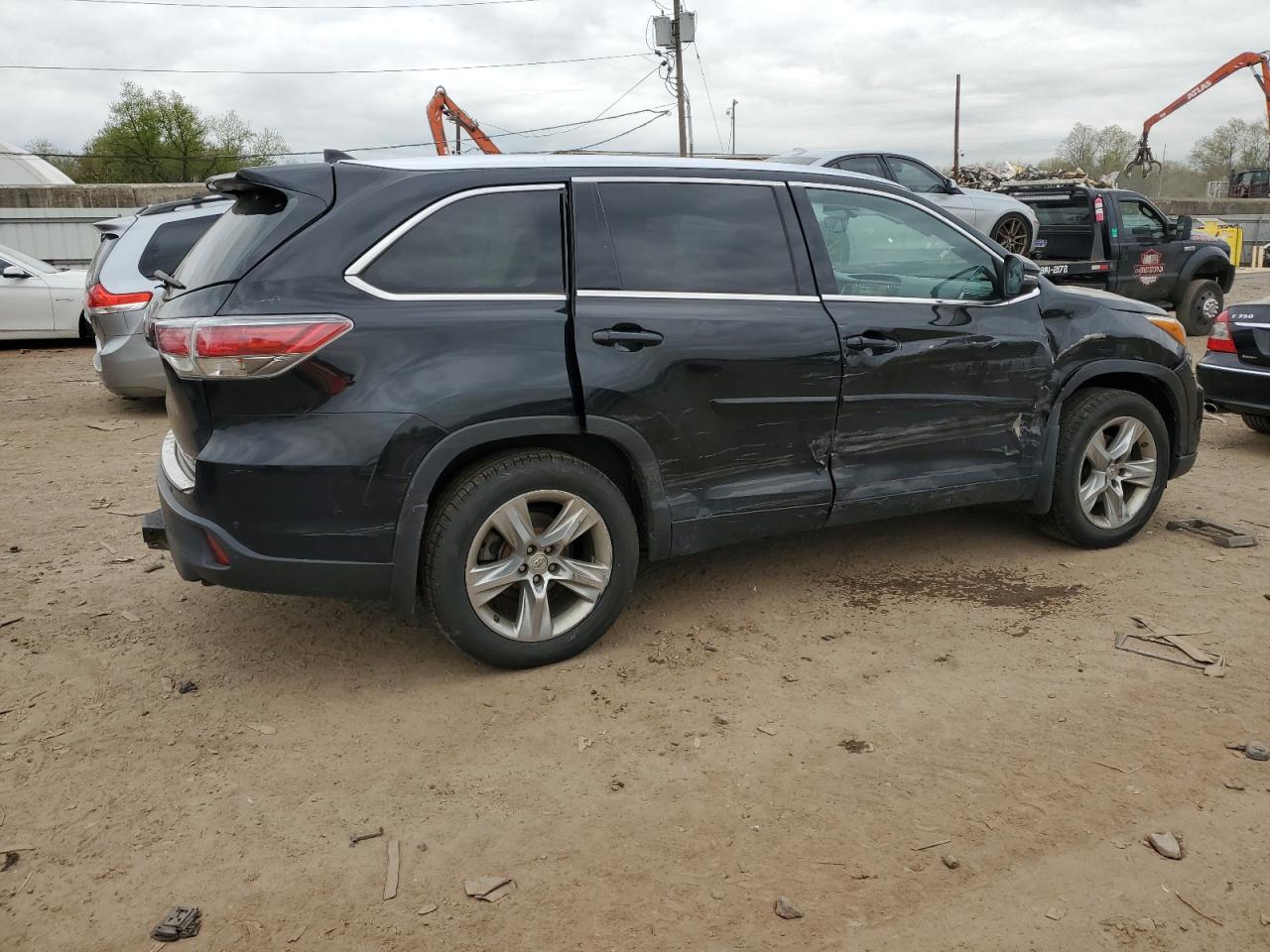 5TDDKRFH3FS168024 2015 Toyota Highlander Limited