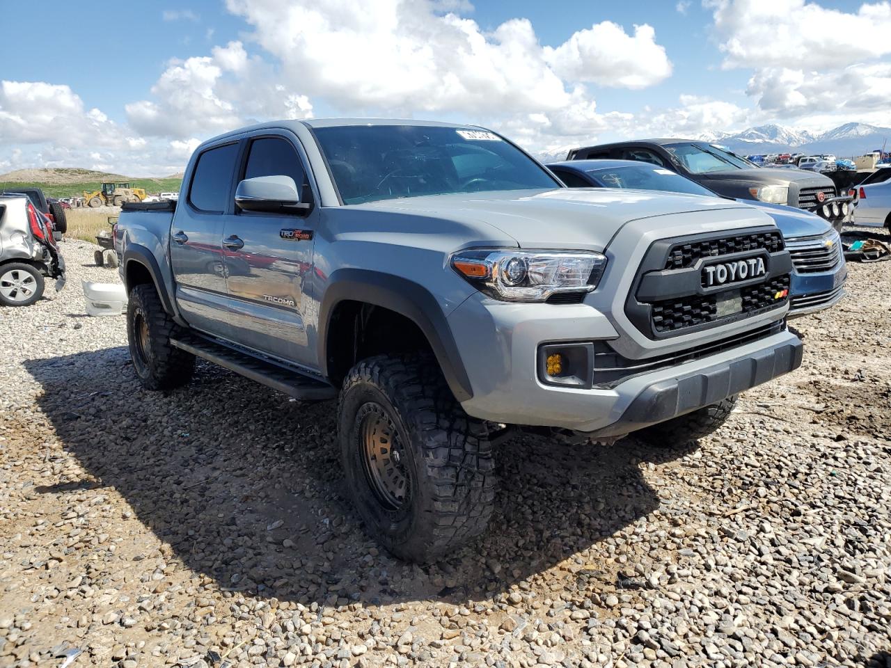 3TMCZ5AN9KM284075 2019 Toyota Tacoma Double Cab