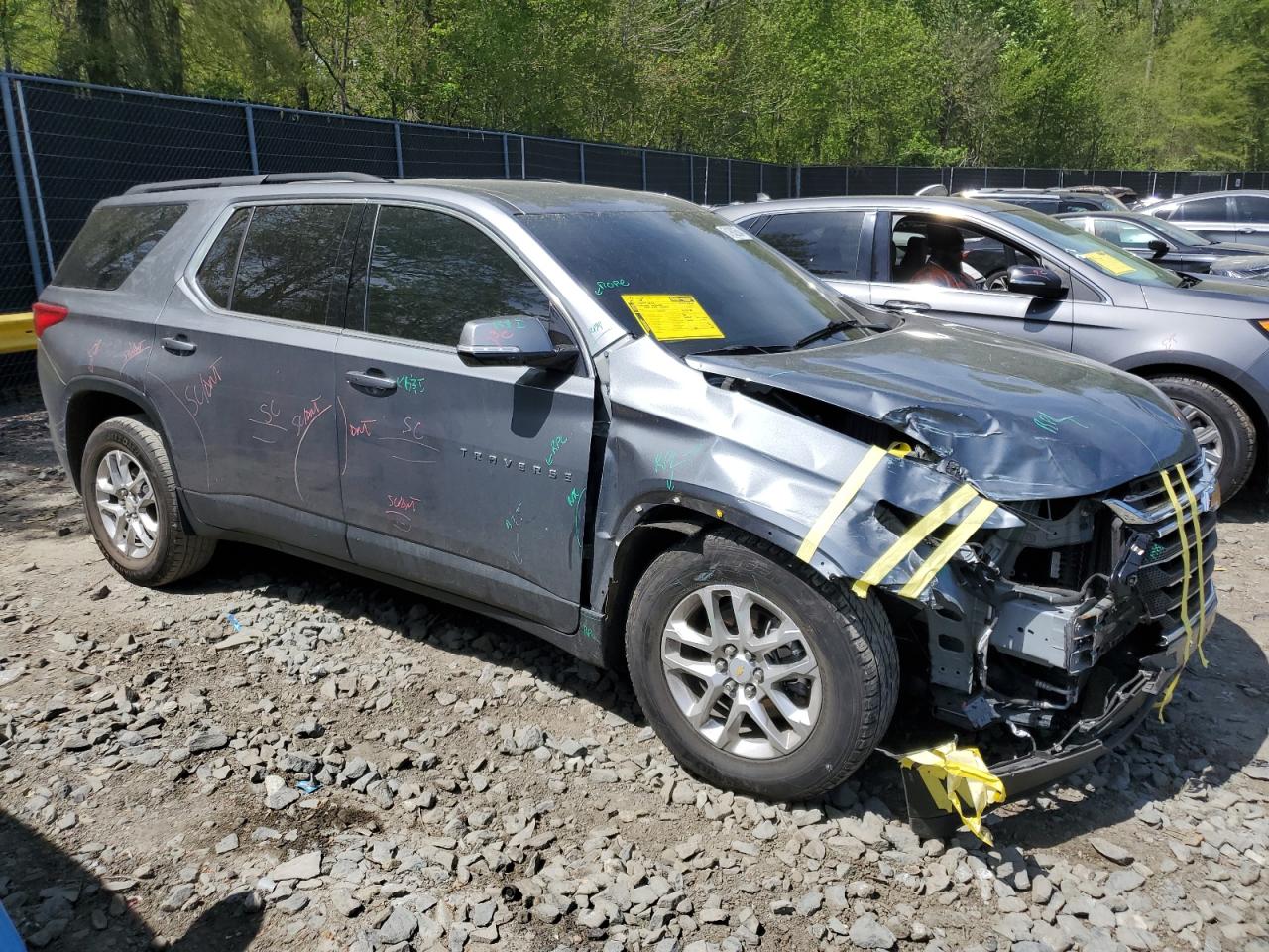 1GNEVGKW9LJ309781 2020 Chevrolet Traverse Lt