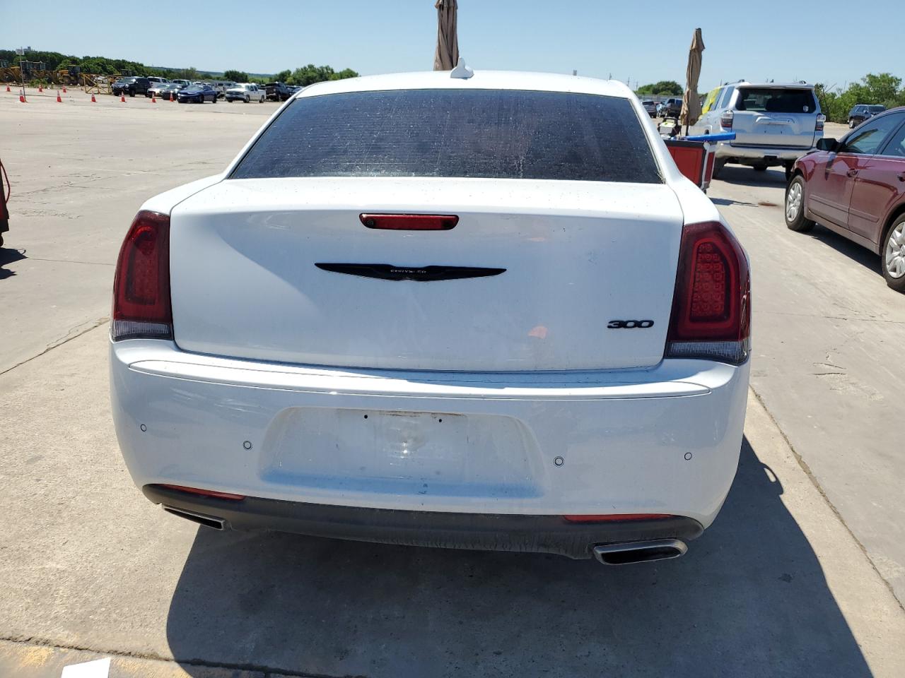 2C3CCADG2NH104028 2022 Chrysler 300 Touring L