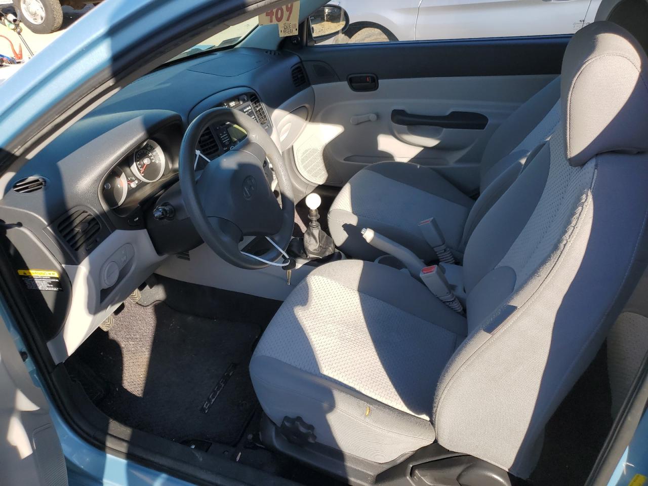 KMHCM36C59U112329 2009 Hyundai Accent Gs