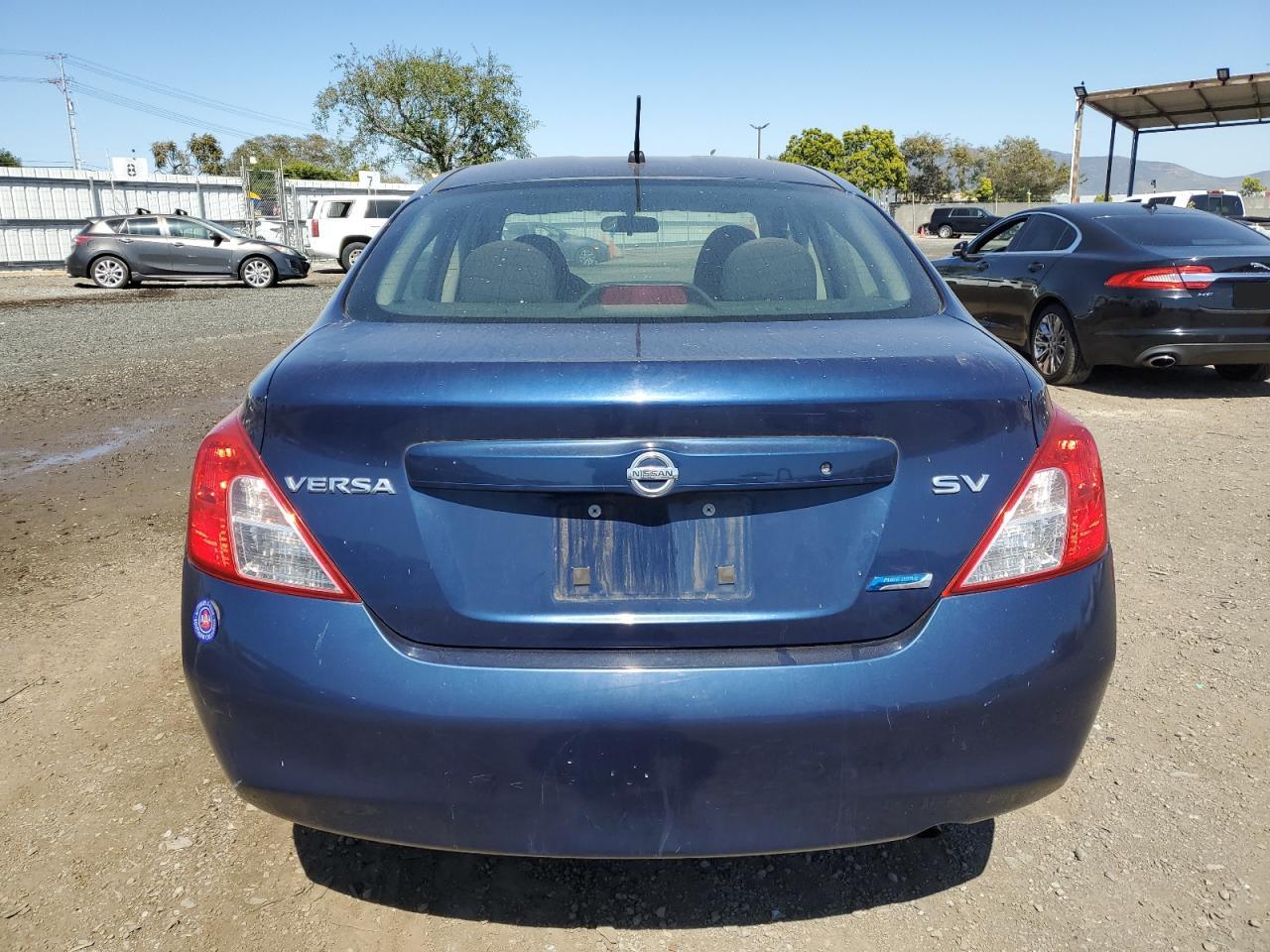 2012 Nissan Versa S vin: 3N1CN7AP8CL845904