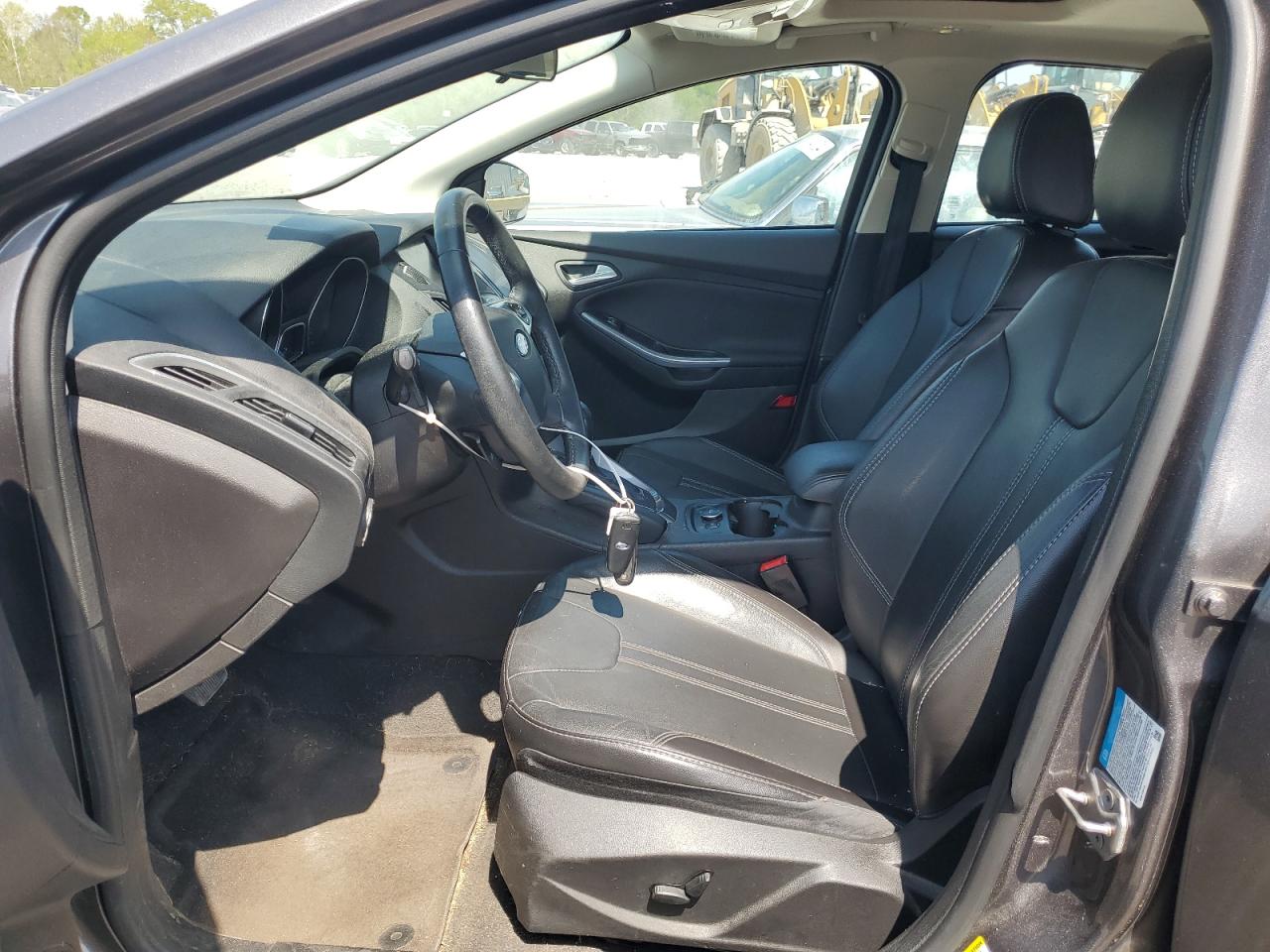 1FADP3N26EL268345 2014 Ford Focus Titanium