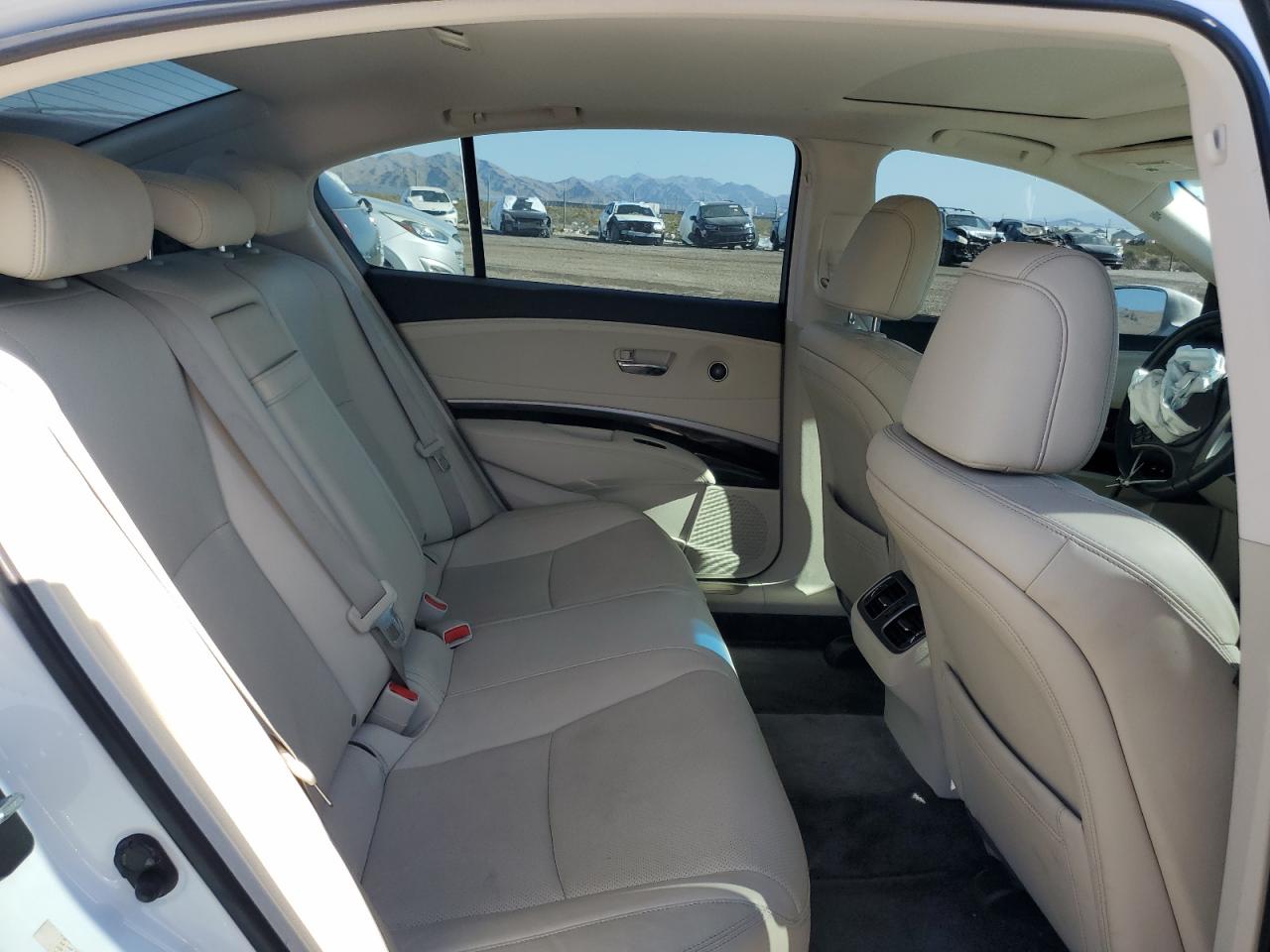 JH4KC1F50FC001132 2015 Acura Rlx Tech