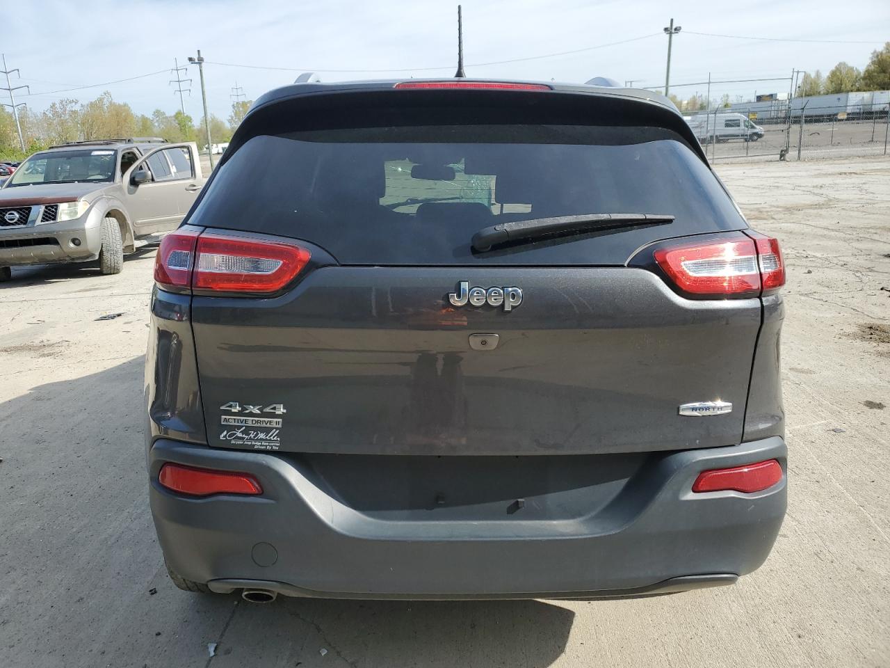 2017 Jeep Cherokee Latitude vin: 1C4PJMCB6HW635281