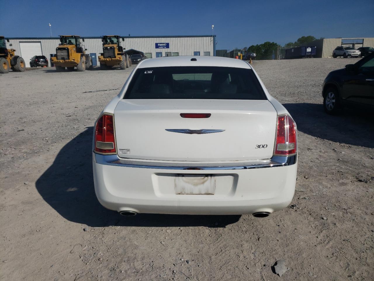 2C3CA5CG2BH585182 2011 Chrysler 300 Limited