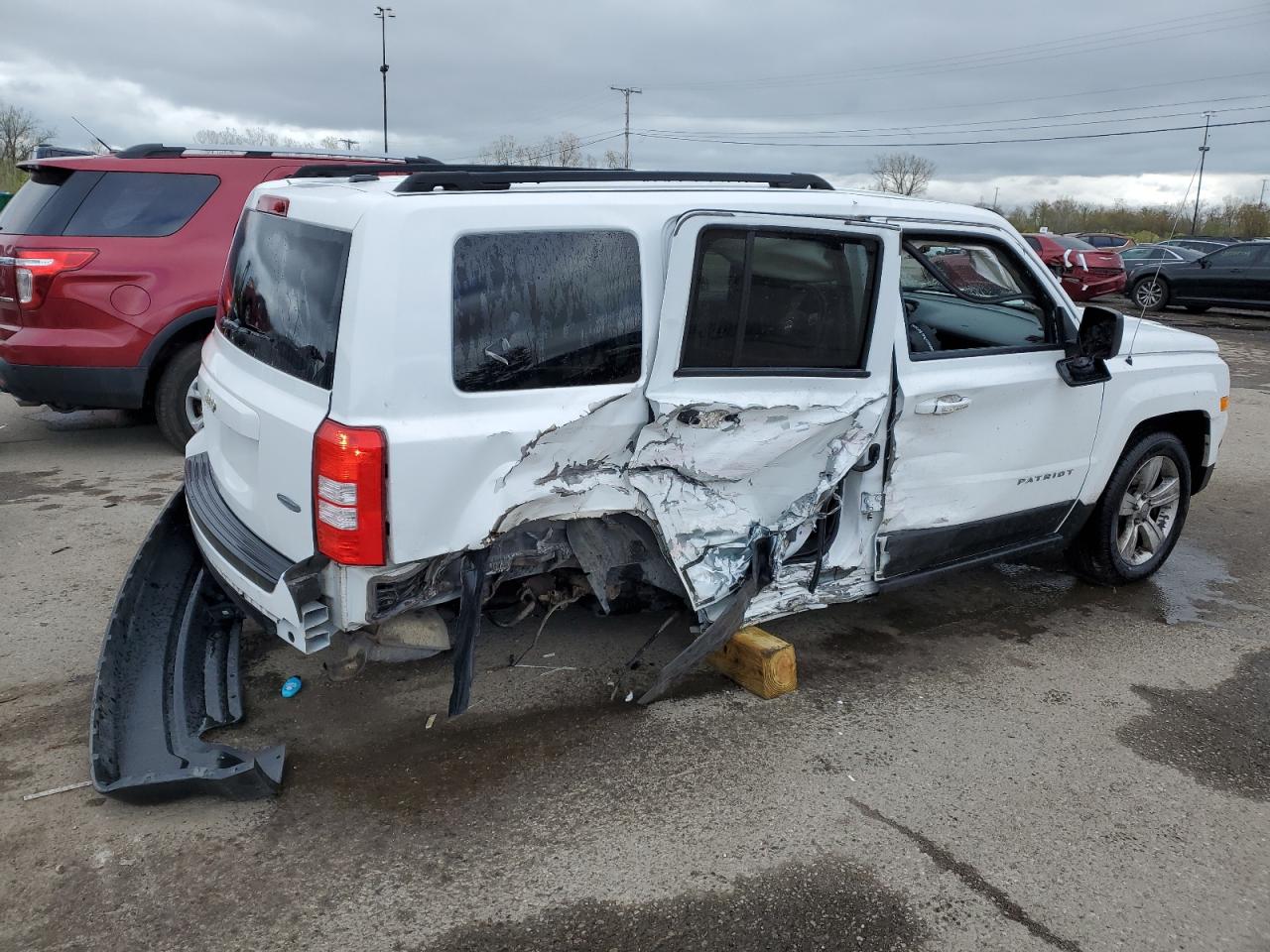 2012 Jeep Patriot Latitude vin: 1C4NJRFB1CD659315