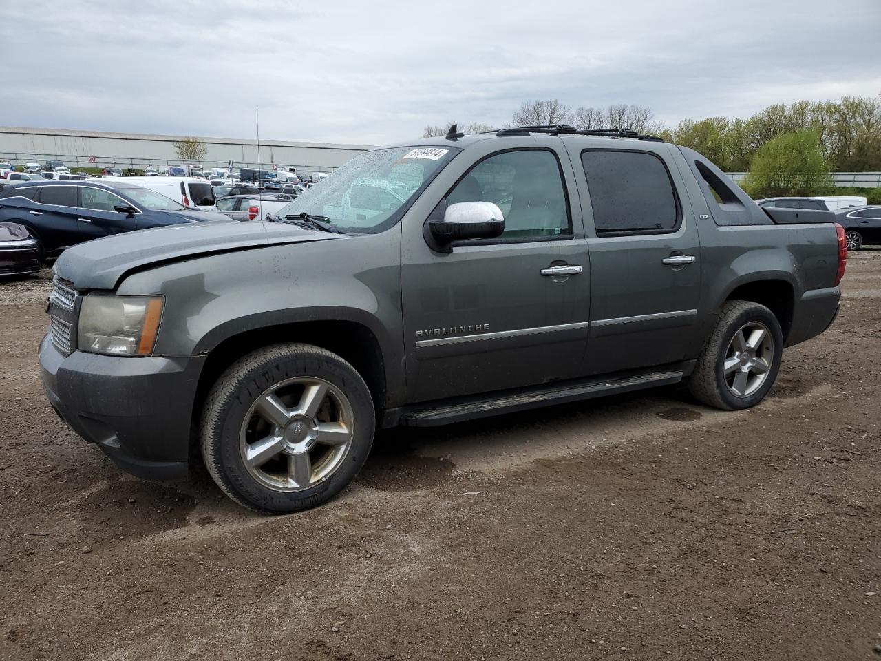 3GNTKGE30BG115772 2011 Chevrolet Avalanche Ltz