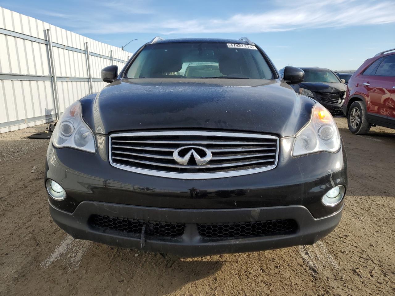 JN1BJ0HR0EM190877 2014 Infiniti Qx50