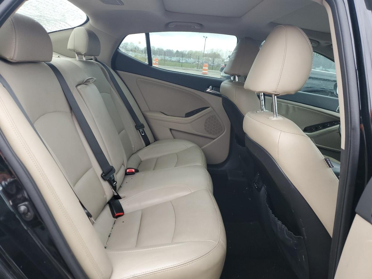 5XXGN4A75CG070888 2012 Kia Optima Ex