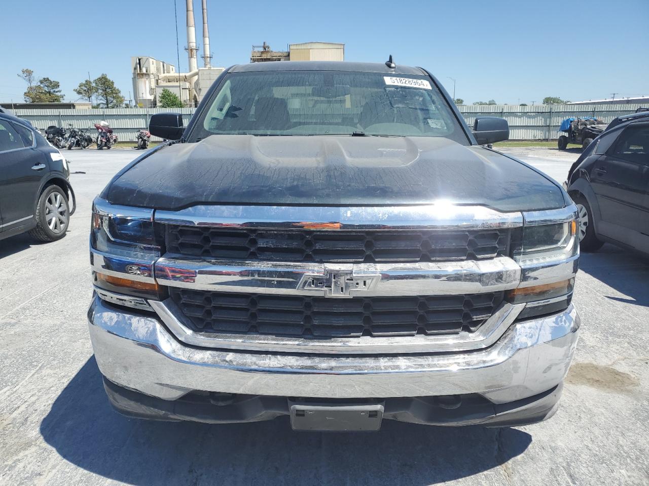 2018 Chevrolet Silverado K1500 Lt vin: 1GCVKREC5JZ153641